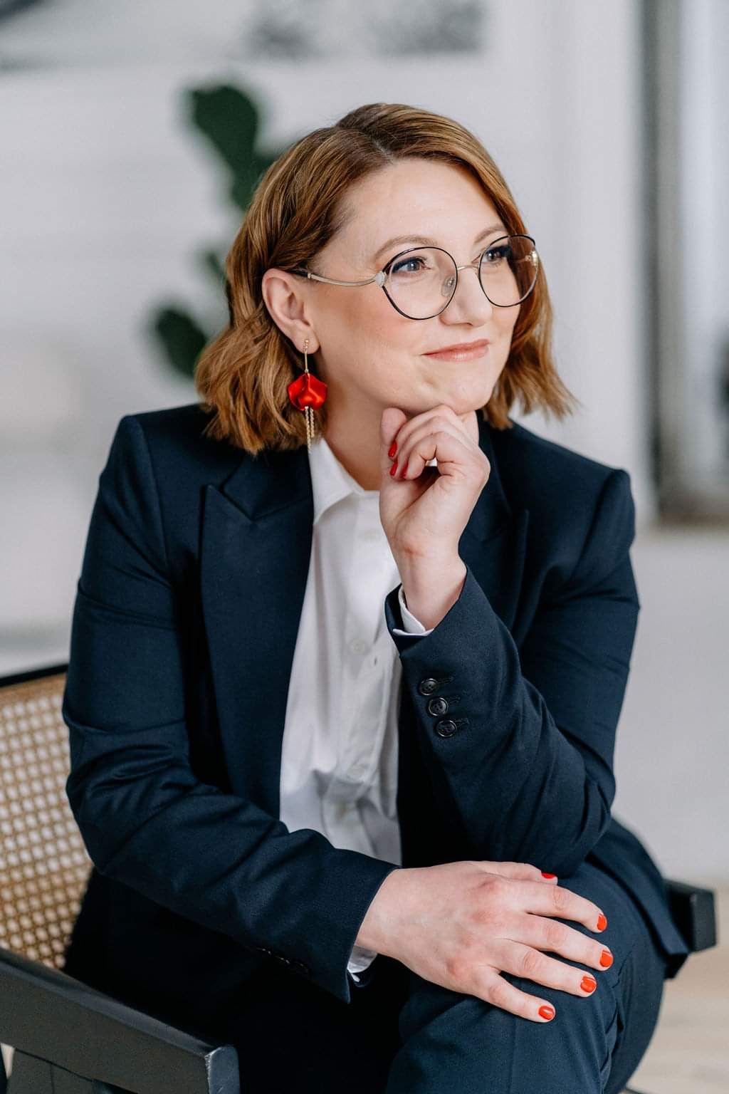 Makijaż biznesowy, sesja wizerunkowa, makijaż klasyczny, Kraków, Agini Makeup Artist, fotograf: Katarzyna Hanus